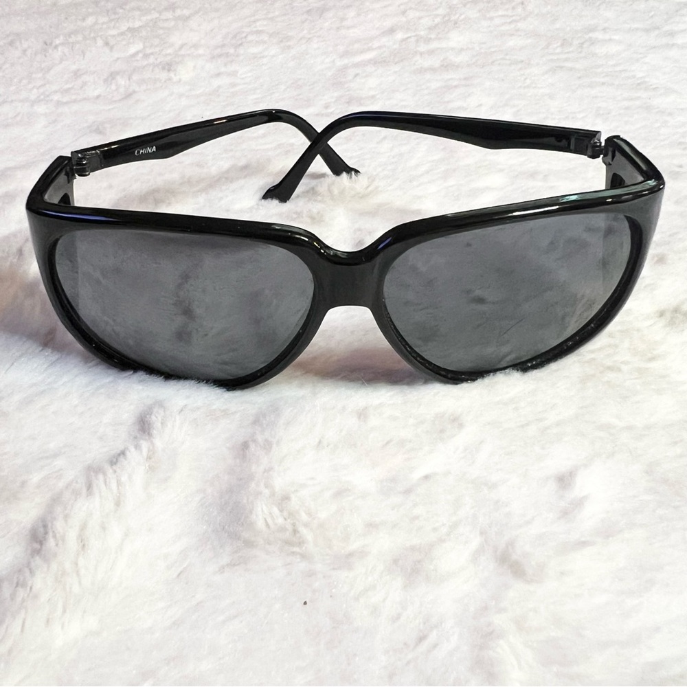 Black Sunglasses Sun Shield Wraparound Oversized